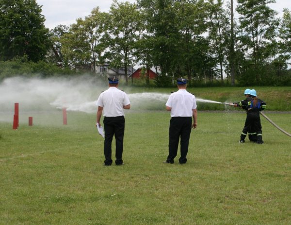 Powiatowe zawody MDP i rat.med. 2010