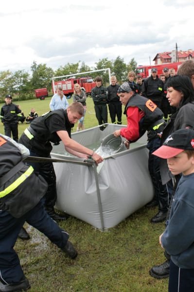 Powiatowe zawody MDP i rat.med. 2010
