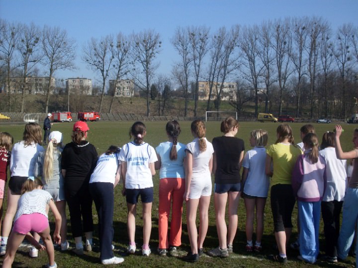 W tle nasze samochody - GBA 2,5/25 i GBM 2,5/8